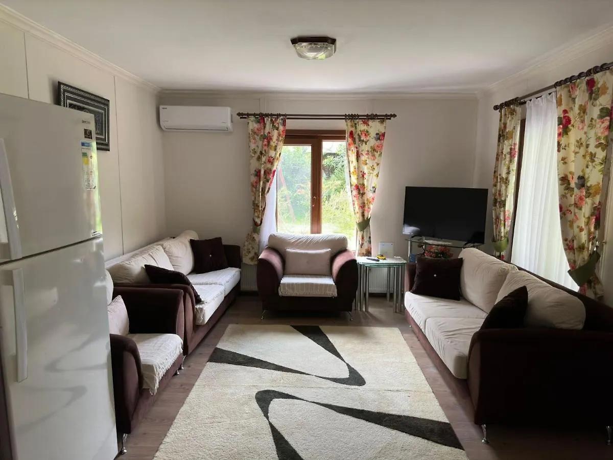 Family Villa 트라존