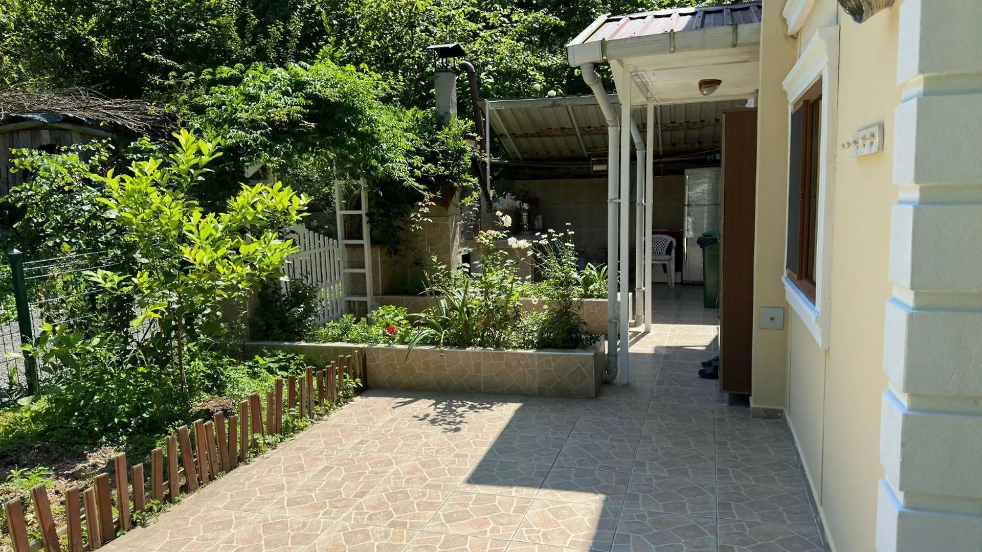 Family Villa 트라존